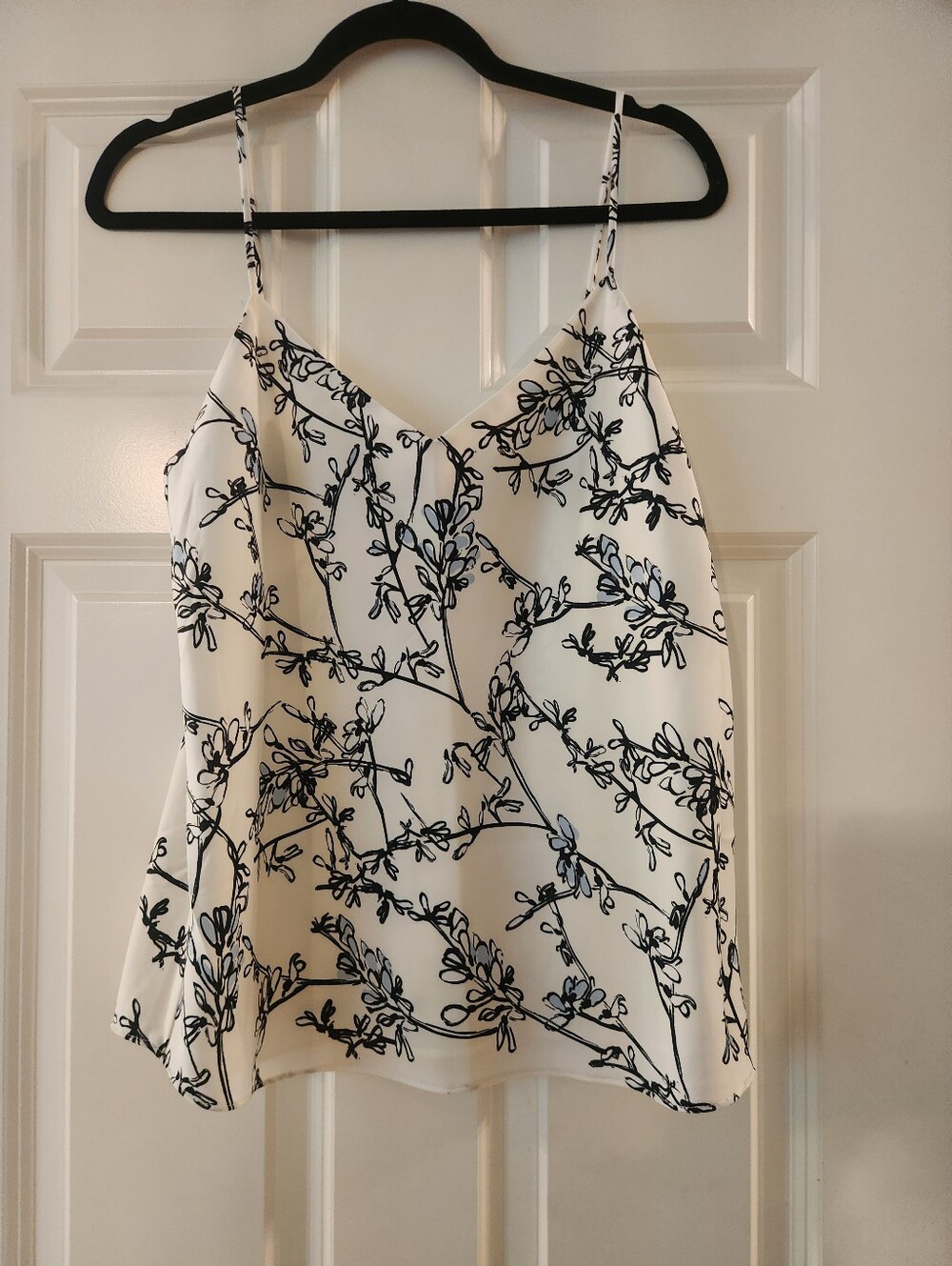 Club Monaco White Cami with Black Floral Line Print, Size Medium
